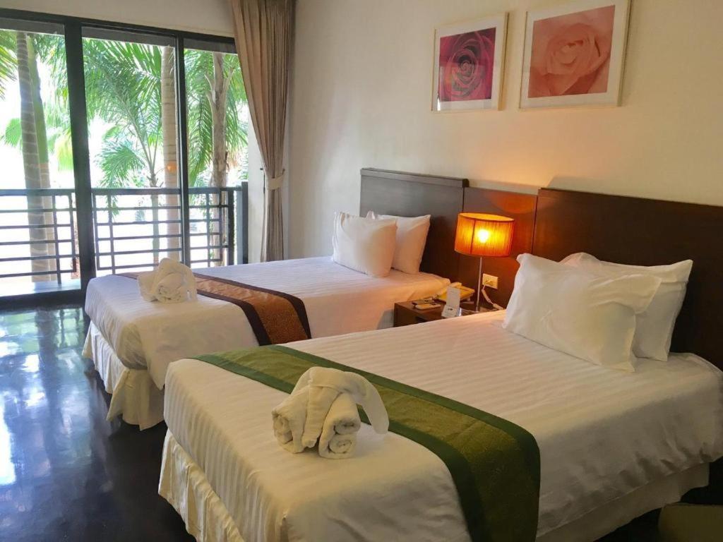 Suwan Golf & Country Club Hotel Nakhon Pathom Buitenkant foto