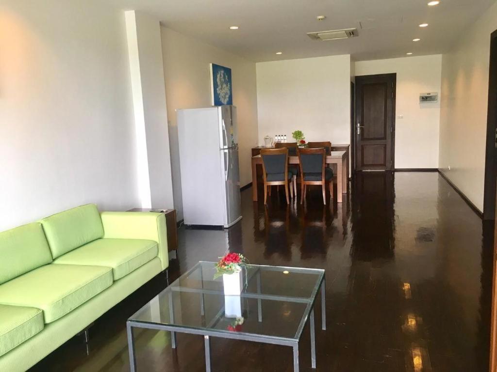 Suwan Golf & Country Club Hotel Nakhon Pathom Buitenkant foto