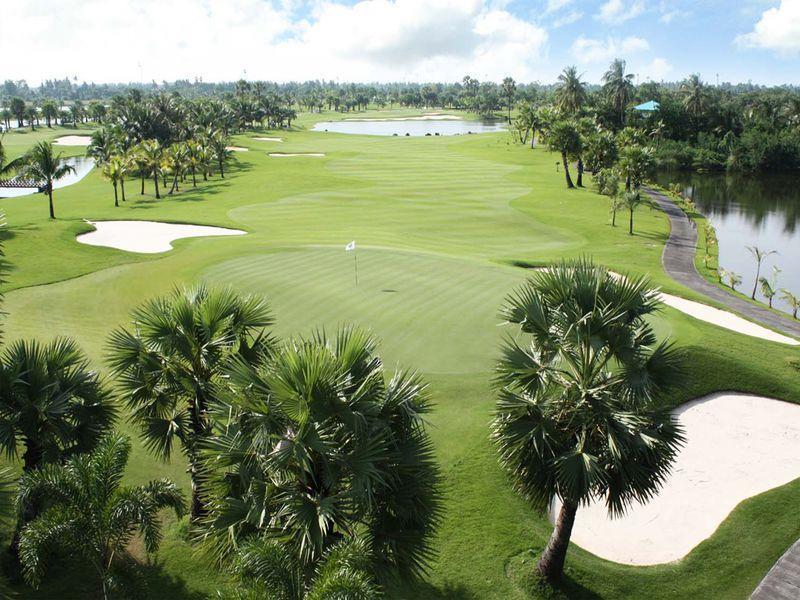 Suwan Golf & Country Club Hotel Nakhon Pathom Buitenkant foto