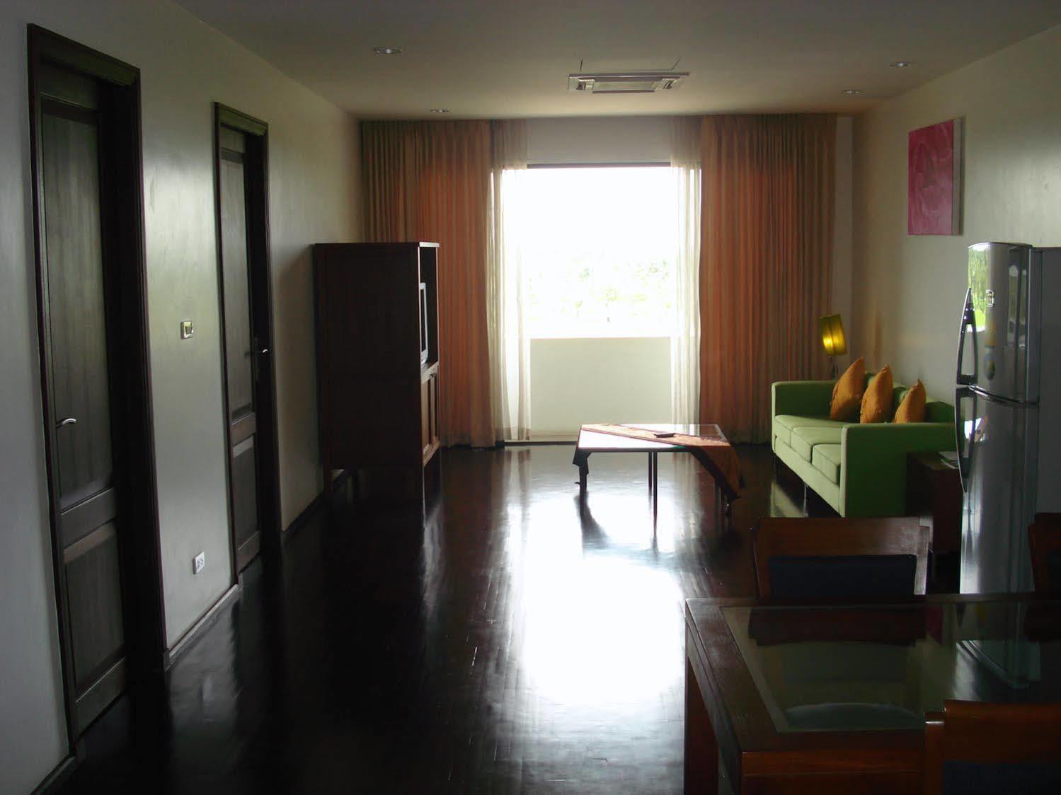 Suwan Golf & Country Club Hotel Nakhon Pathom Buitenkant foto